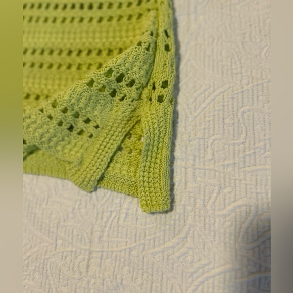Chico’s lime green mesh sweater. - Picture 4 of 4